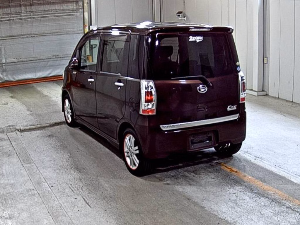 DAIHATSU TANTO EXE