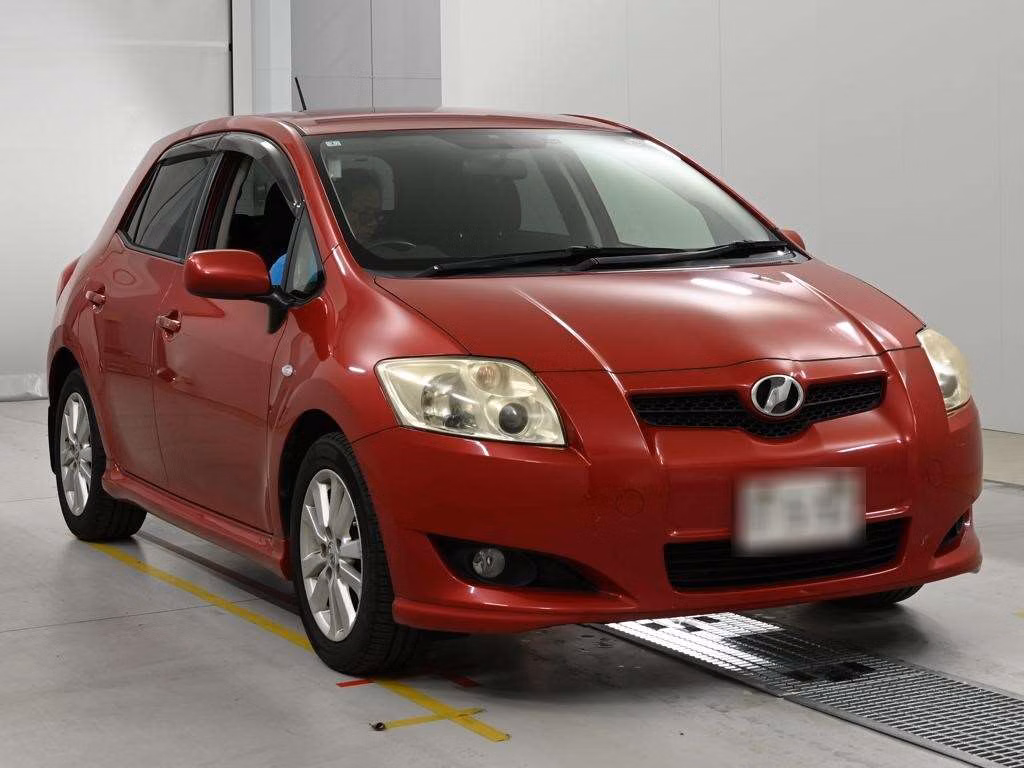 TOYOTA AURIS