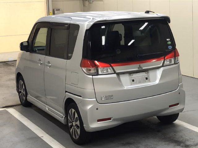 MITSUBISHI DELICA D:2