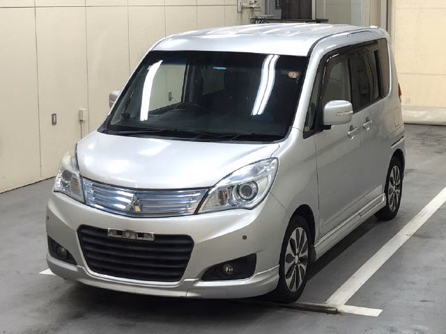 MITSUBISHI DELICA D:2