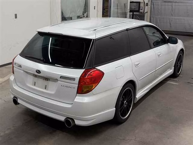 SUBARU LEGACY