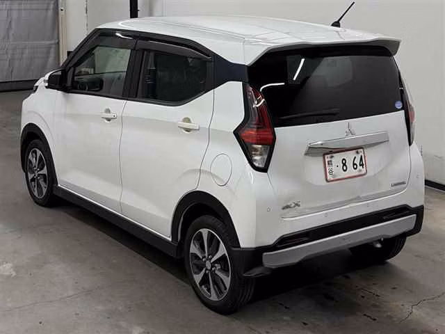 MITSUBISHI EK X