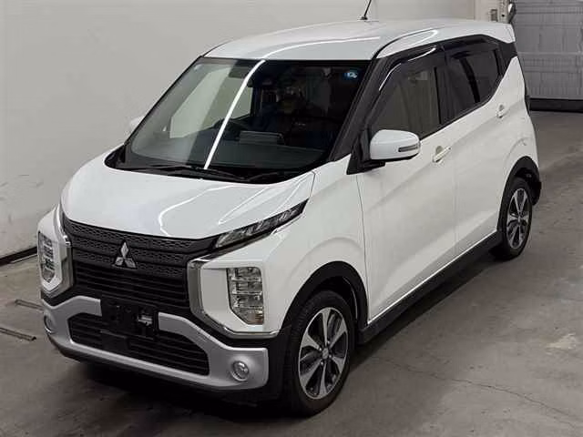 MITSUBISHI EK X