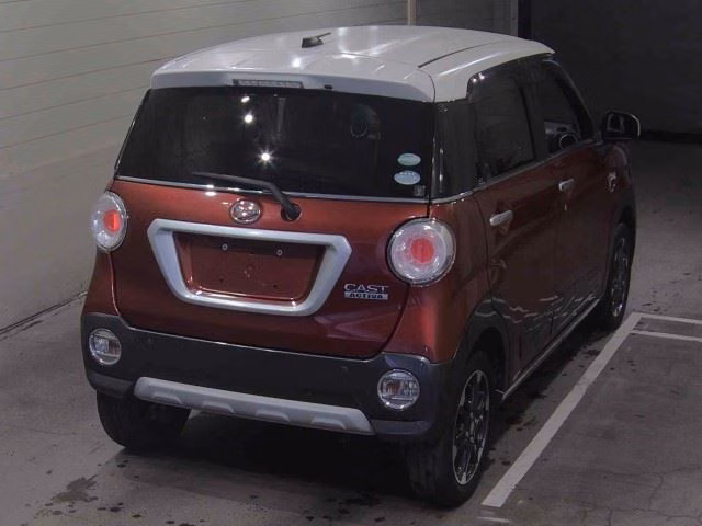 DAIHATSU CAST