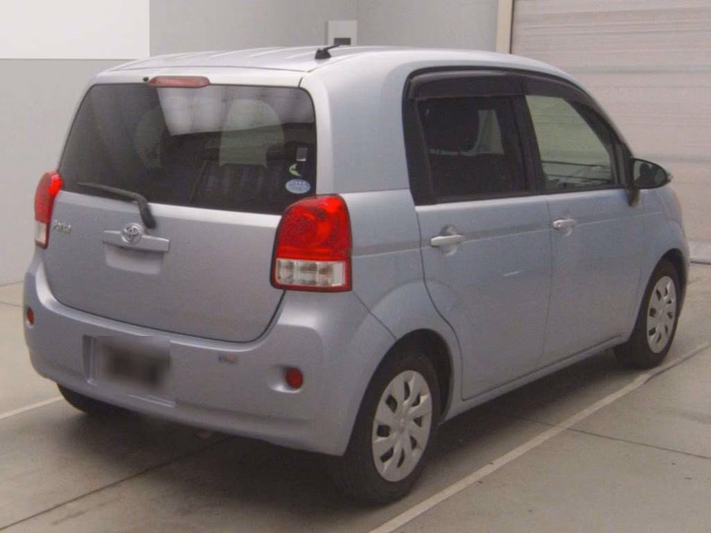 TOYOTA PORTE