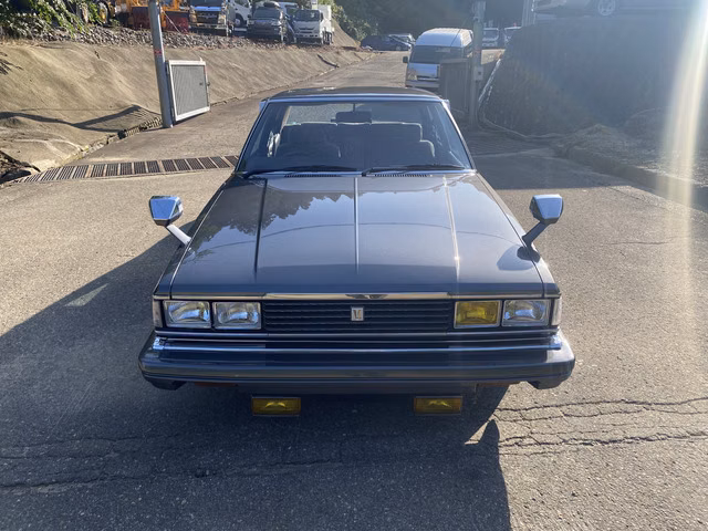 TOYOTA CRESTA