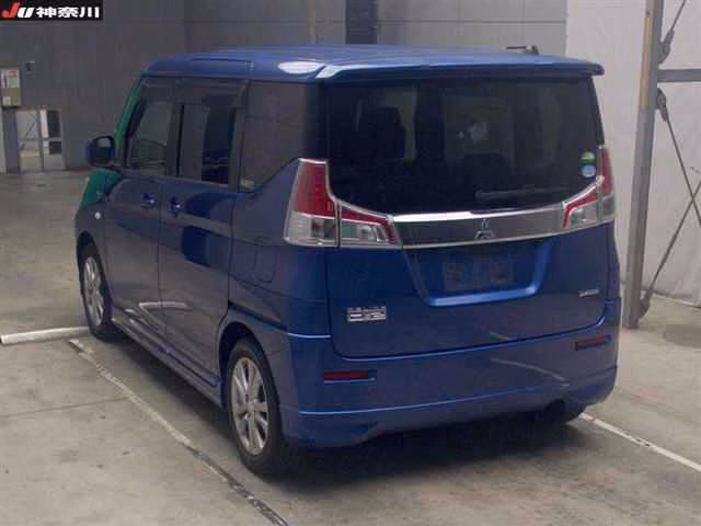 MITSUBISHI DELICA D:2