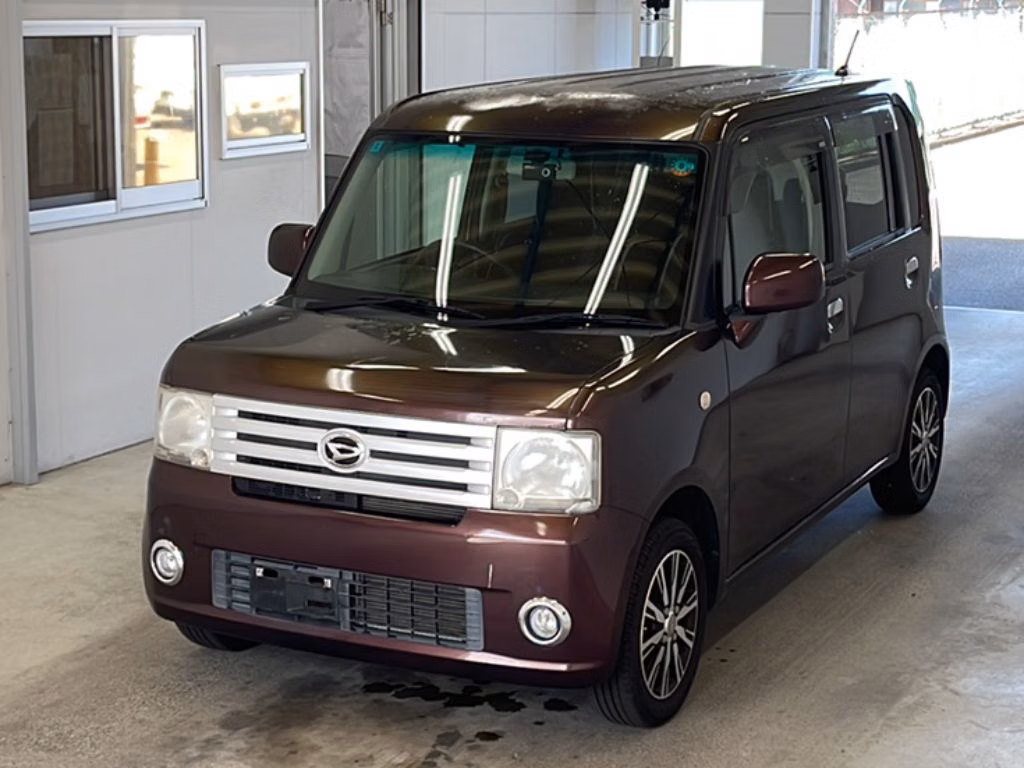 DAIHATSU MOVE CONTE
