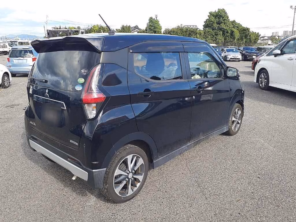 MITSUBISHI EK X