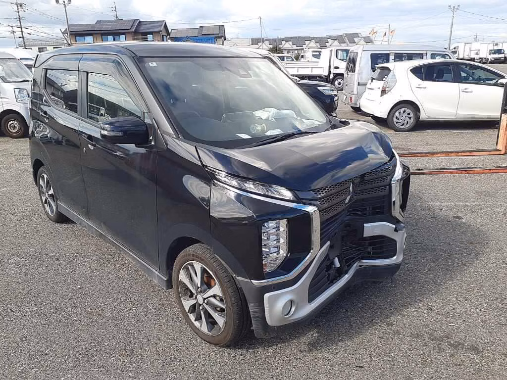 MITSUBISHI EK X