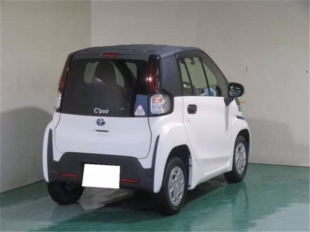 TOYOTA C+POD