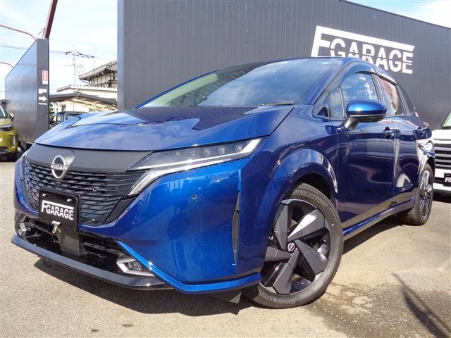 NISSAN AURA