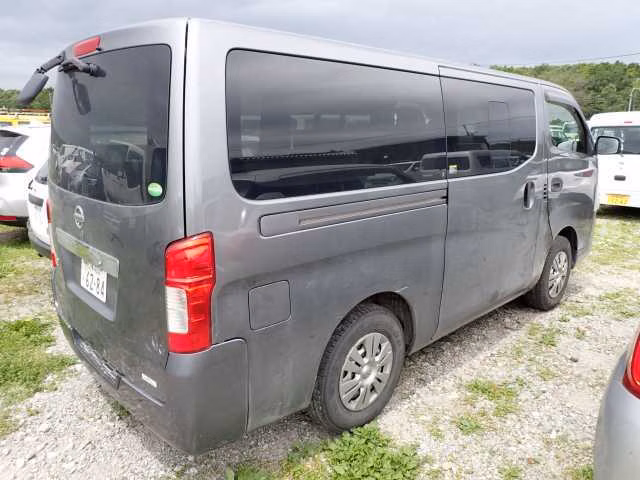 NISSAN NV350 CARAVAN