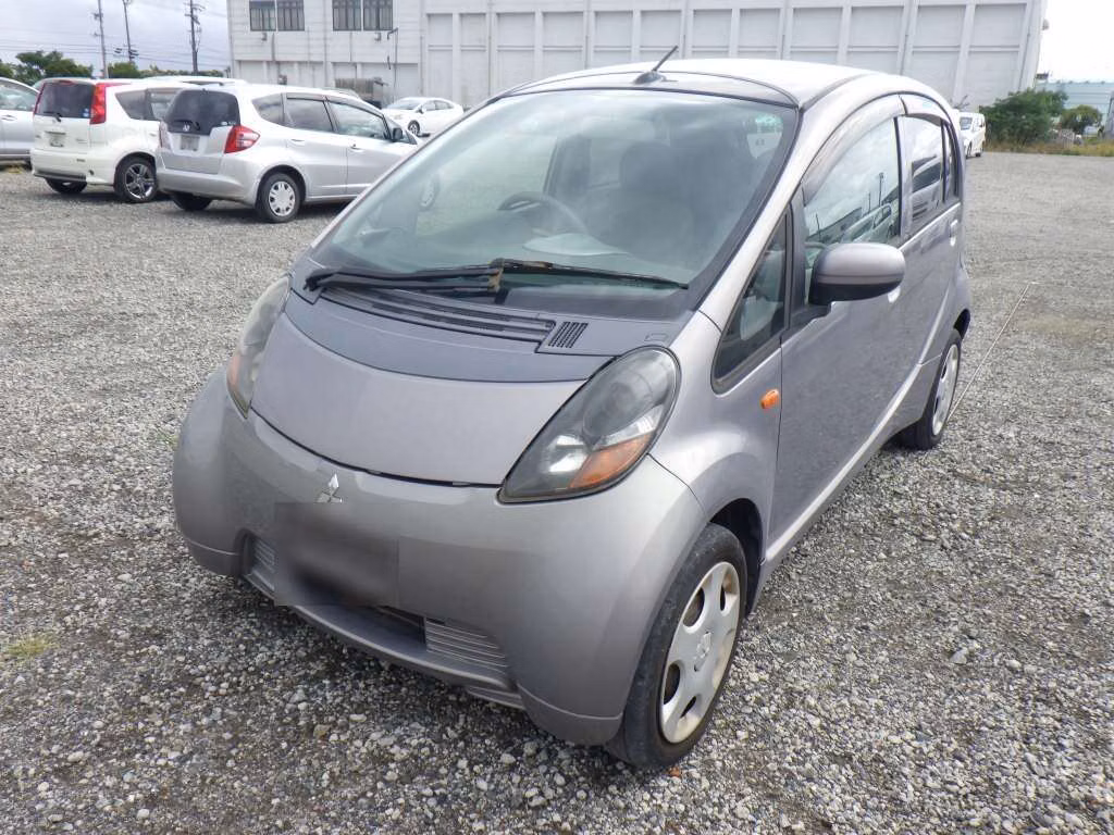 MITSUBISHI I