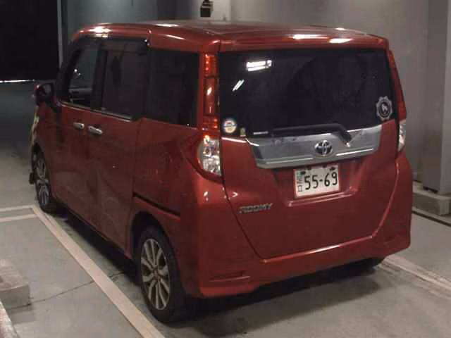 TOYOTA ROOMY
