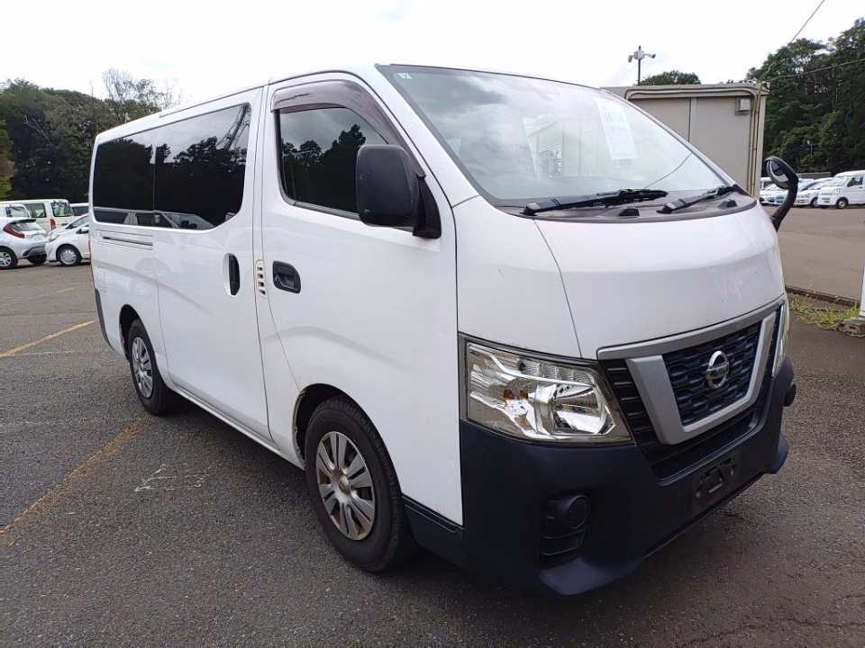 NISSAN NV350 CARAVAN