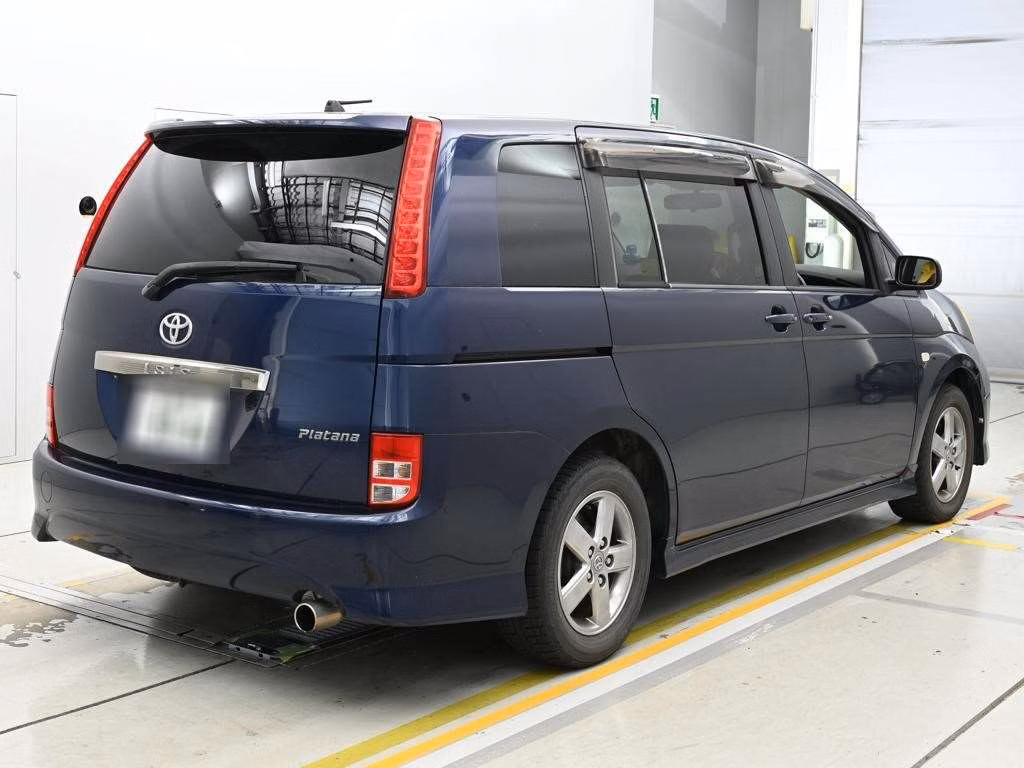 TOYOTA ISIS
