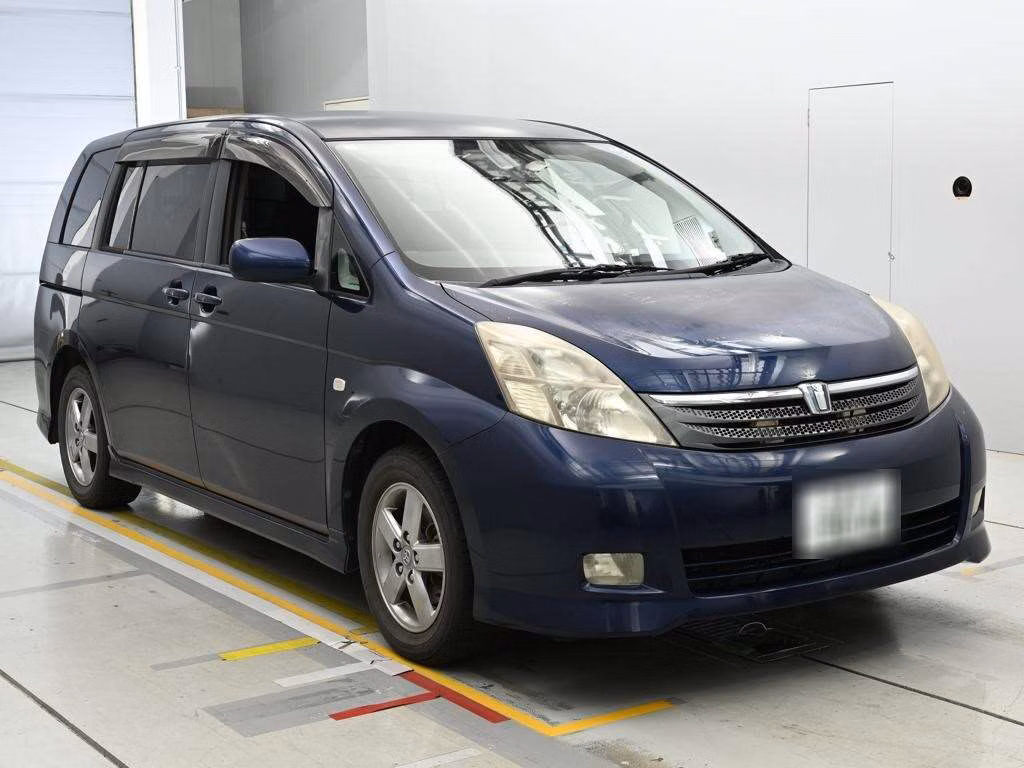 TOYOTA ISIS