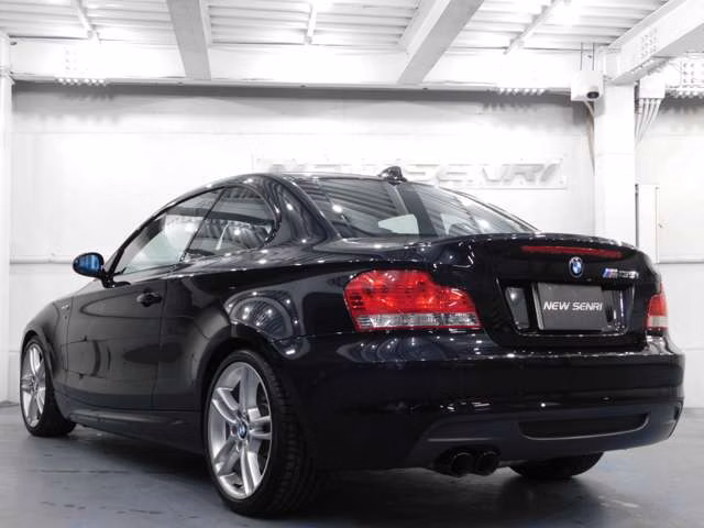 BMW 1-SERIES