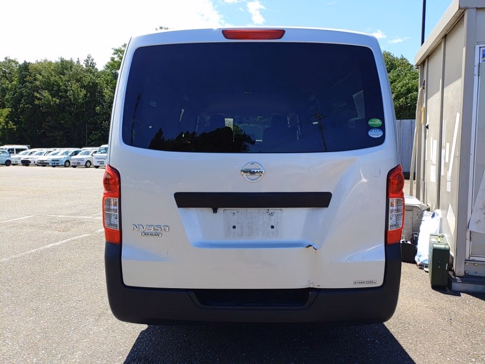 NISSAN NV350 CARAVAN