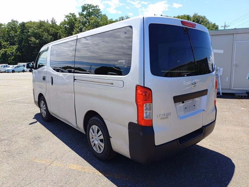 NISSAN NV350 CARAVAN