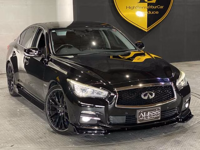 NISSAN SKYLINE