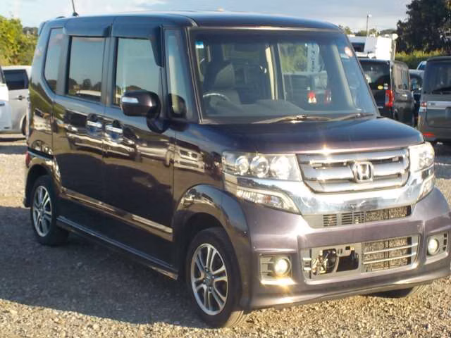 HONDA N-BOX