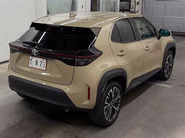 TOYOTA YARIS CROSS