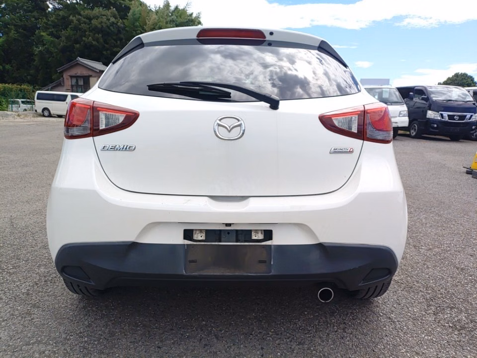 MAZDA DEMIO