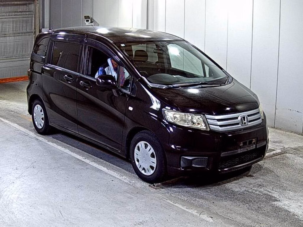 Honda Freed Spike