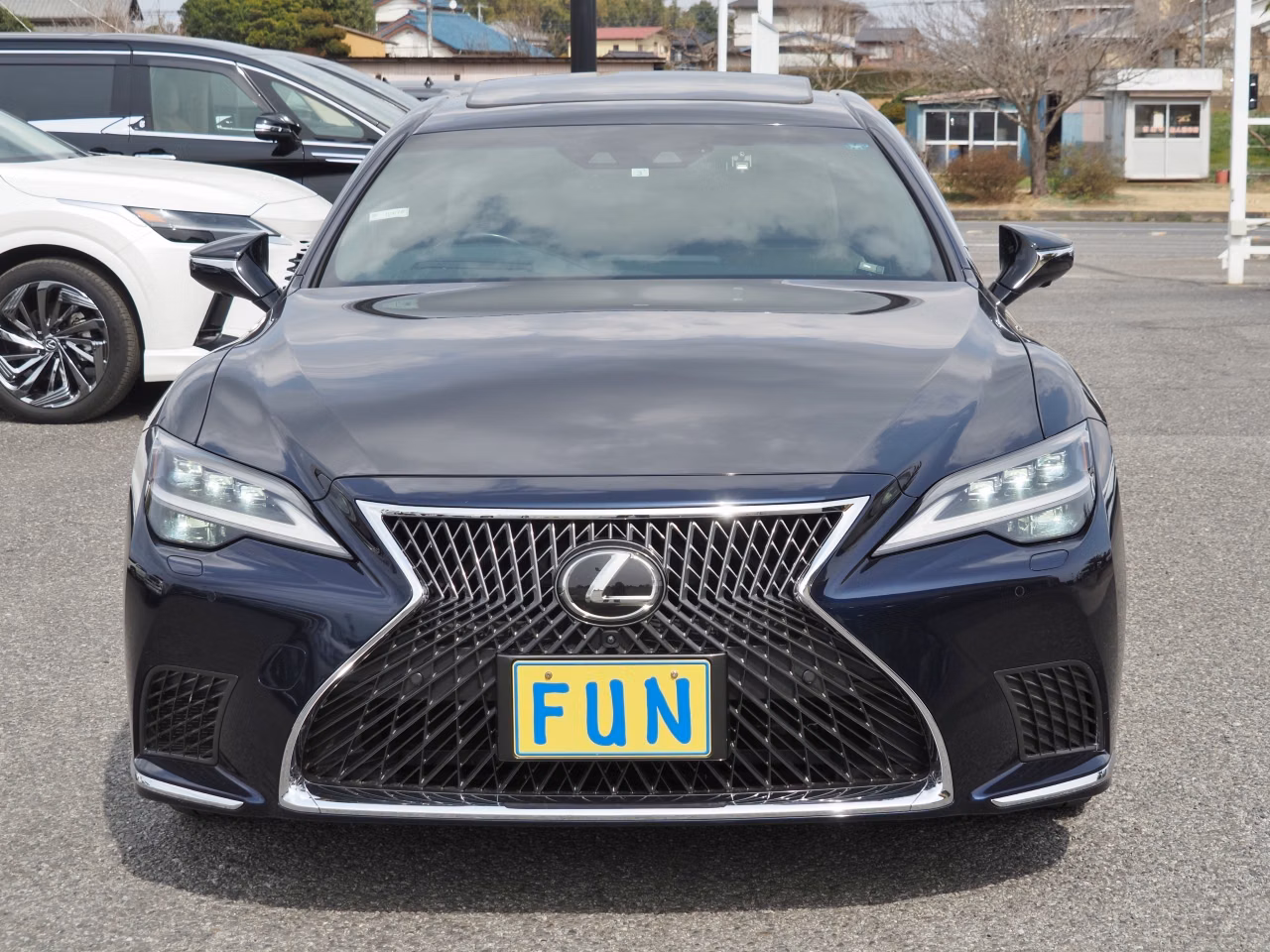 LEXUS LS500