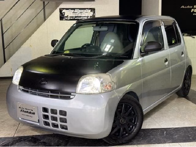 DAIHATSU ESSE