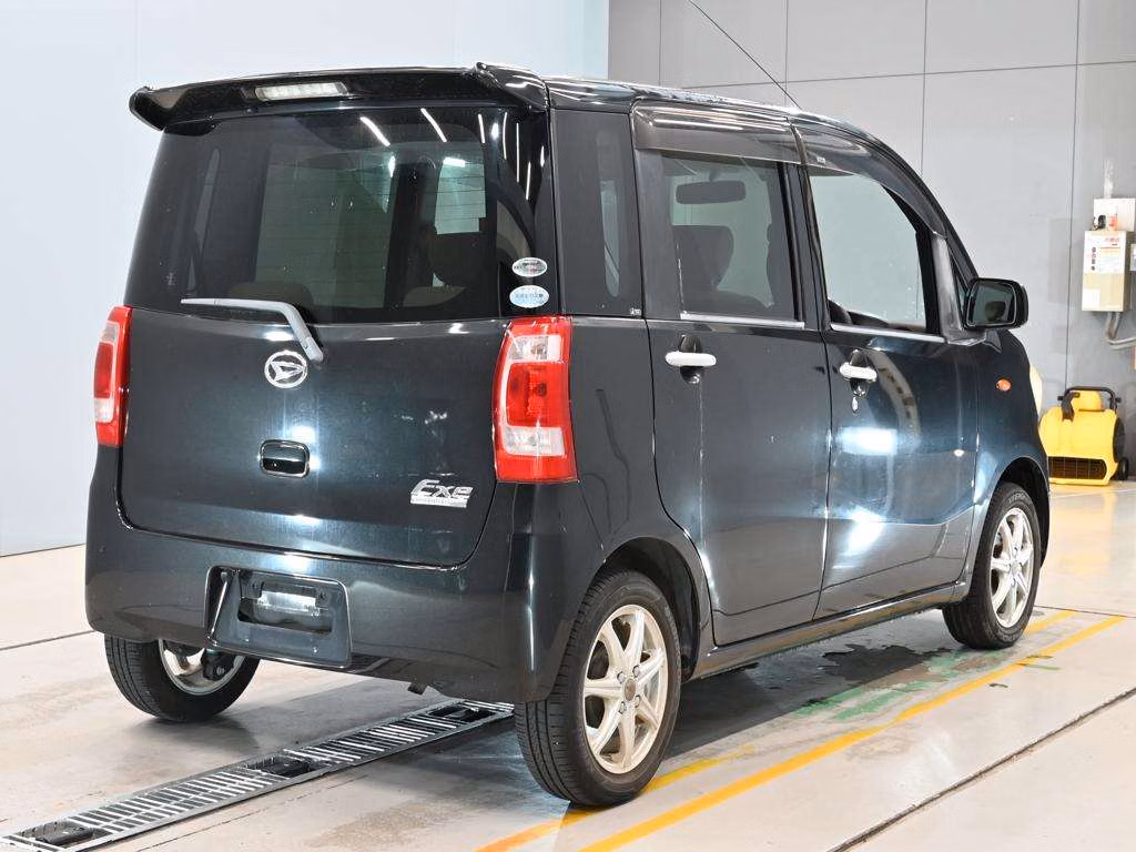 DAIHATSU TANTO EXE