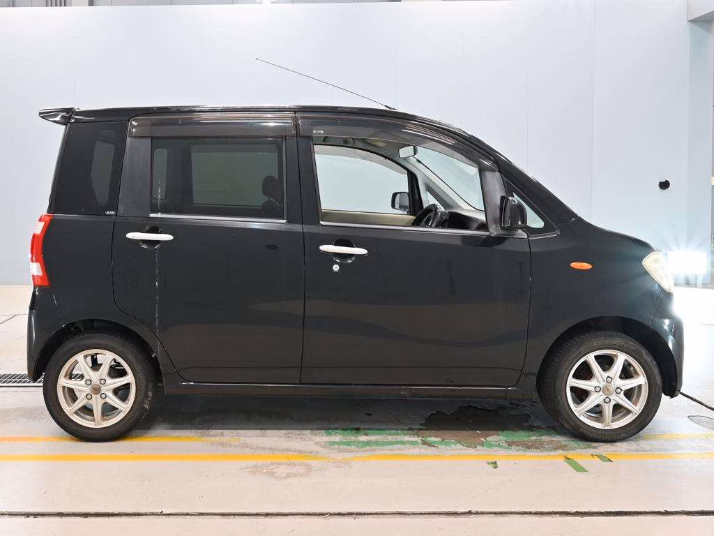 DAIHATSU TANTO EXE