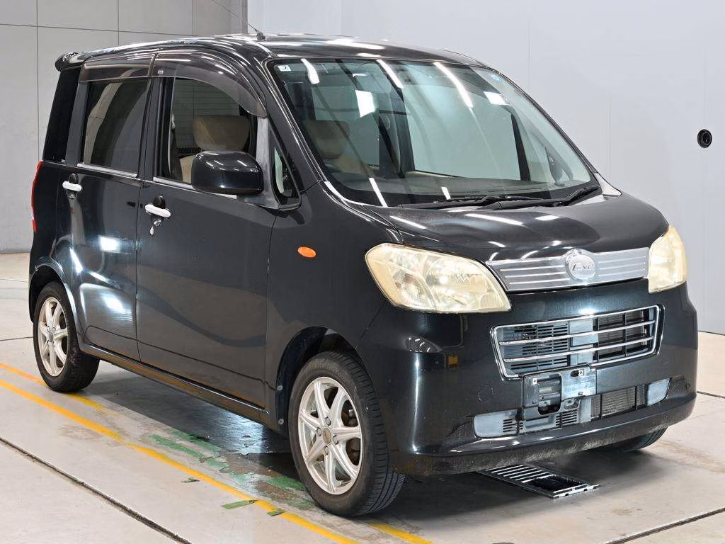 DAIHATSU TANTO EXE