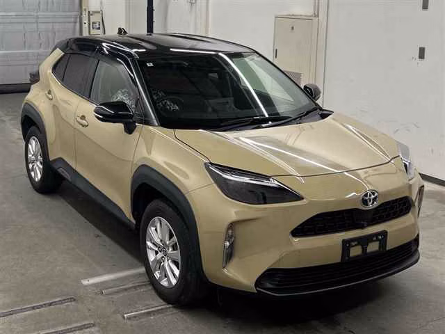 TOYOTA YARIS CROSS