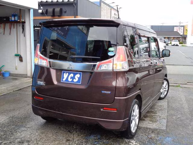 MITSUBISHI DELICA D:2