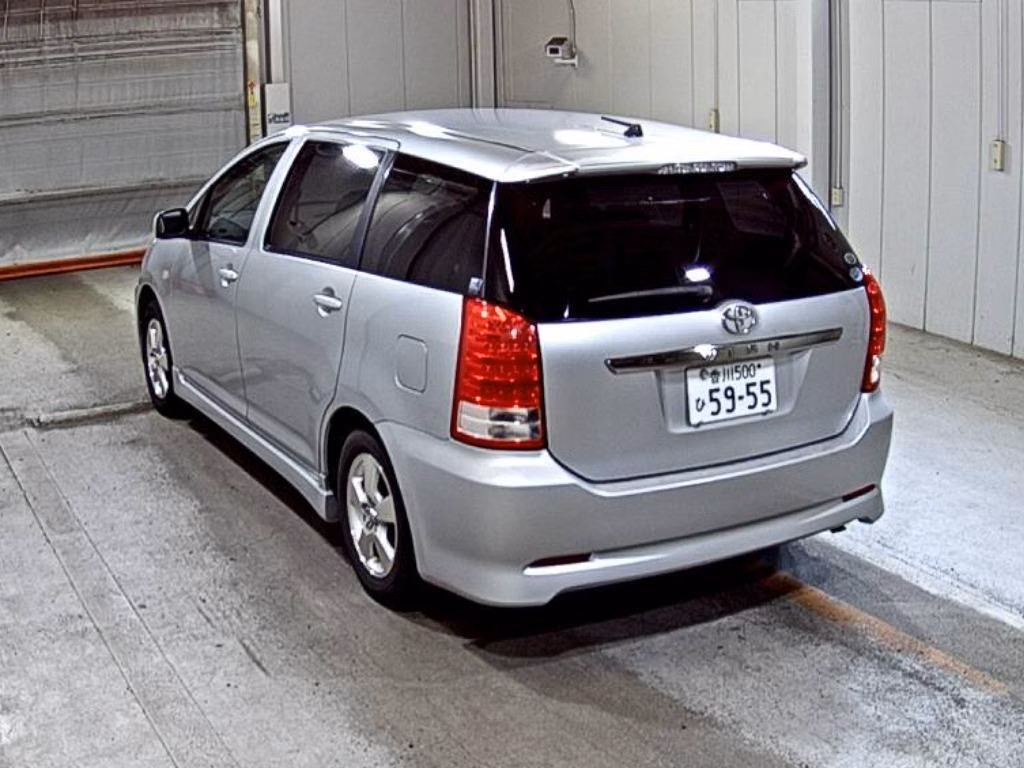 TOYOTA WISH