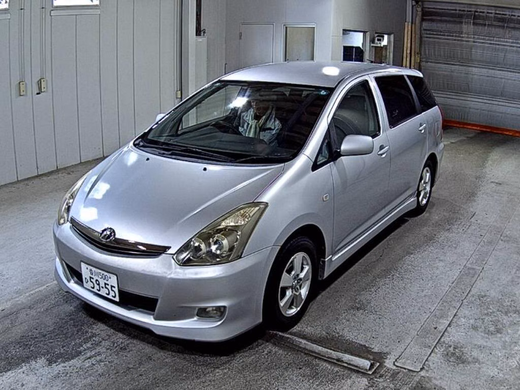 TOYOTA WISH