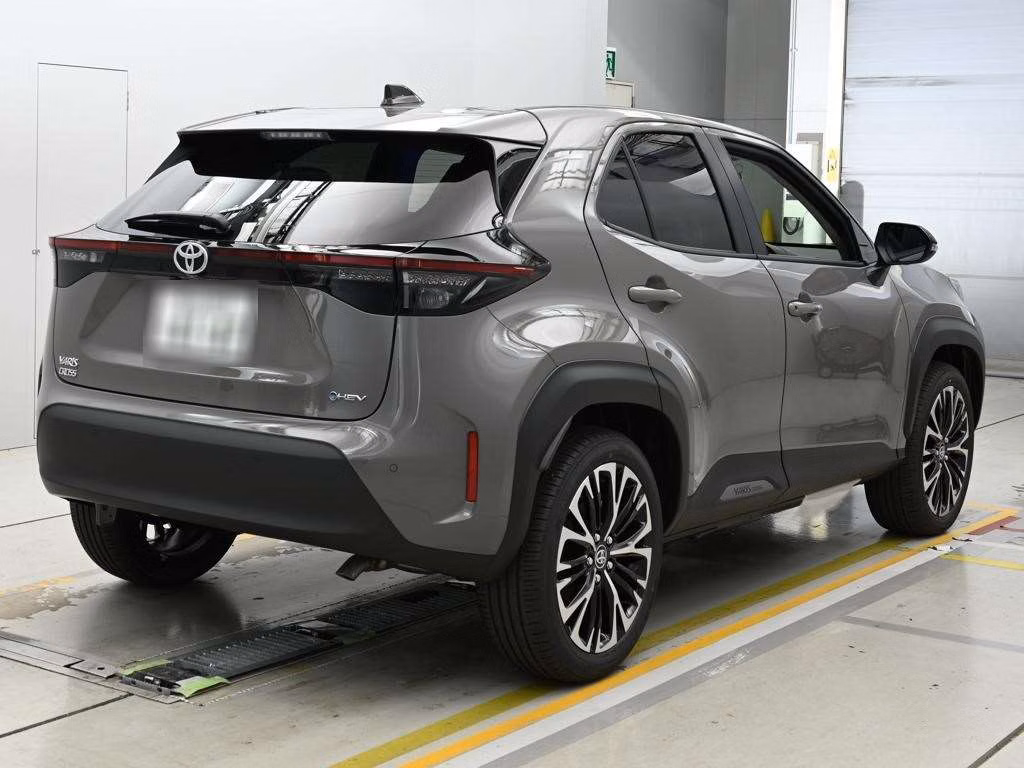 TOYOTA YARIS CROSS