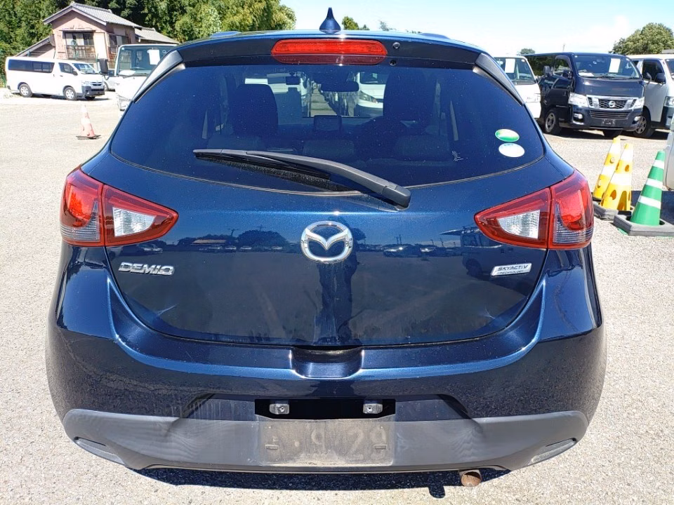 MAZDA DEMIO