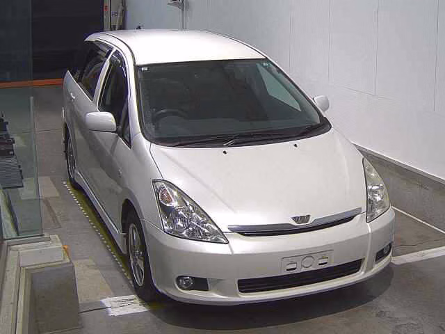 TOYOTA WISH