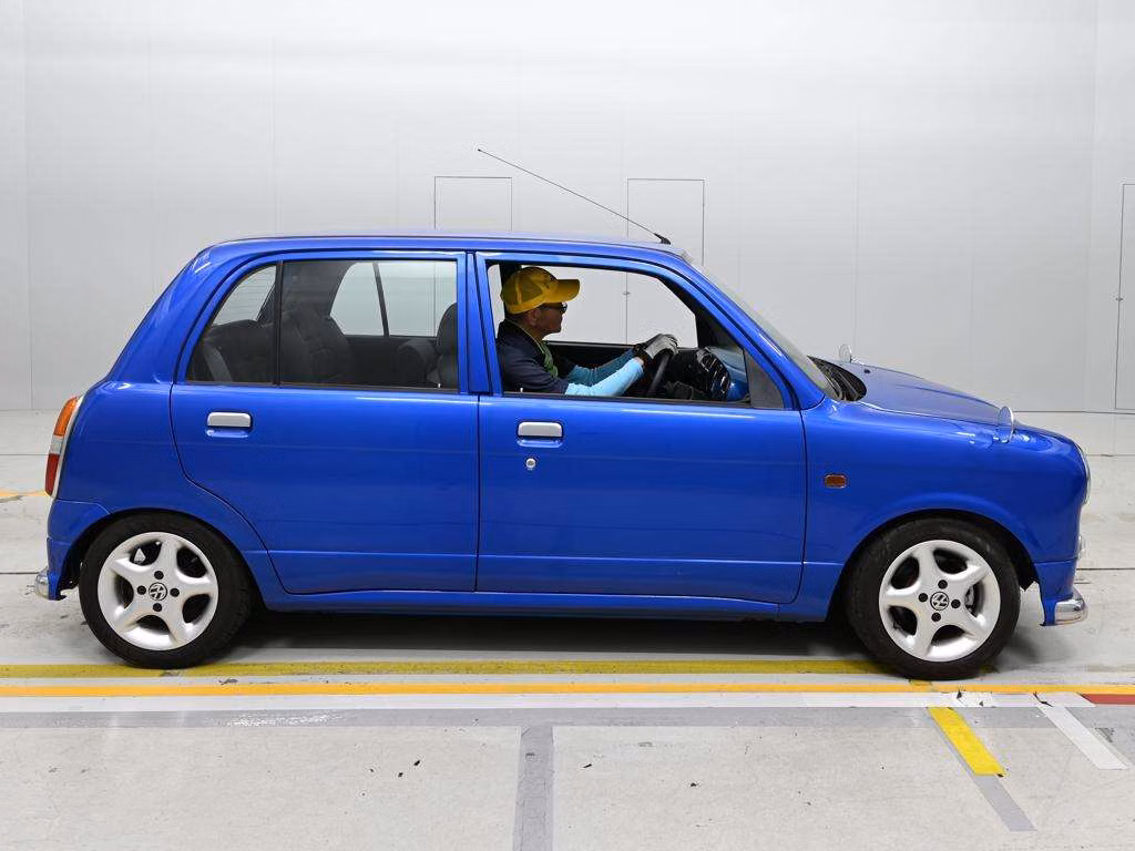DAIHATSU MIRA GINO