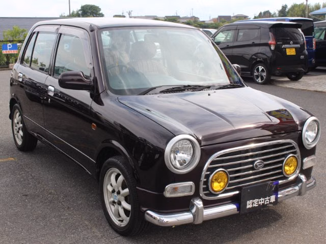 DAIHATSU MIRA GINO