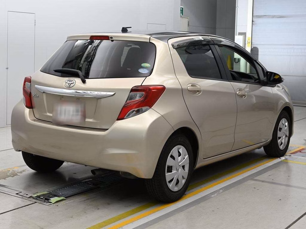 TOYOTA VITZ