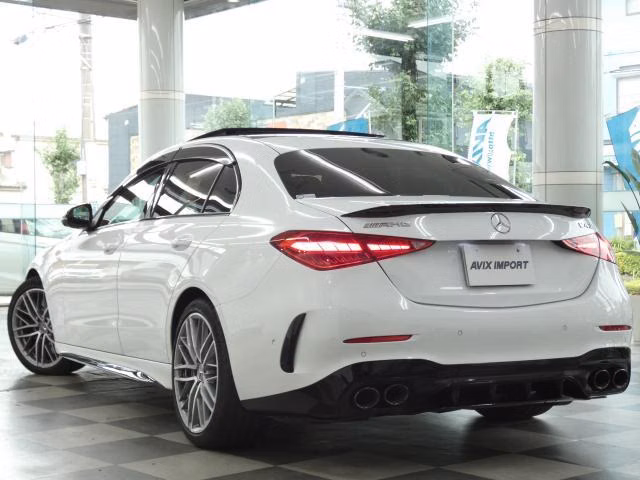 MERCEDES-BENZ C-CLASS