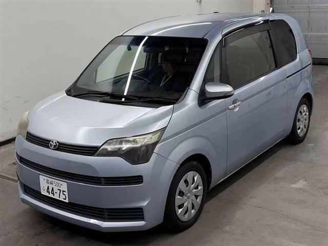 TOYOTA SPADE