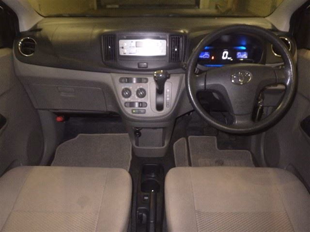 TOYOTA PIXIS EPOCH
