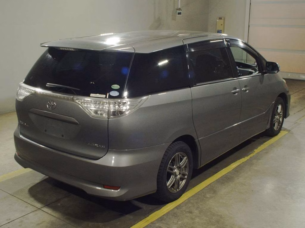 TOYOTA ESTIMA