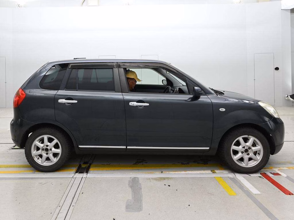 MAZDA VERISA